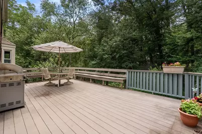 11 Bacon Rd, Framingham, MA 01701 - Photo 9