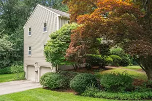 11 Bacon Rd, Framingham, MA 01701 - Photo 3