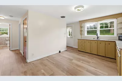 375 Fredette Street, Athol, MA 01331 - Photo 5
