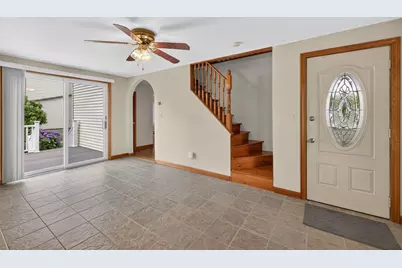 31 Oregon St, Fall River, MA 02720 - Photo 11
