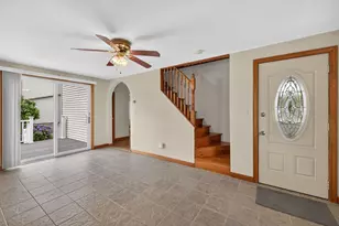31 Oregon St, Fall River, MA 02720 - Photo 11