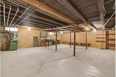 31 Oregon St, Fall River, MA 02720 - Photo 23