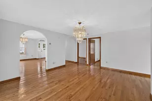 31 Oregon St, Fall River, MA 02720 - Photo 7