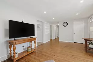 54 Crescent Ave, North Attleboro, MA 02760 - Photo 5