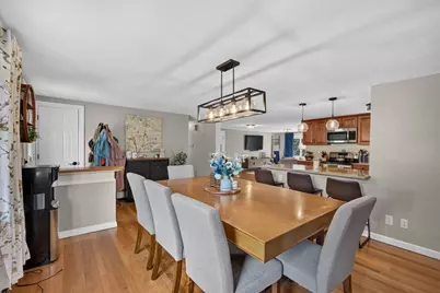 106 Winn St, Burlington, MA 01803 - Photo 5