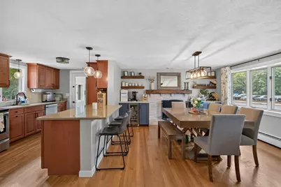 106 Winn St, Burlington, MA 01803 - Photo 3