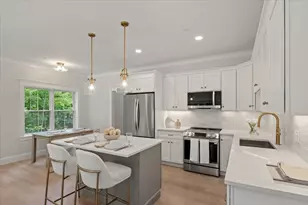 92 Uncas Ave, Franklin, MA 02038 - Photo 11