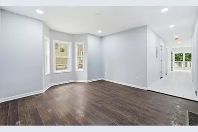 14 Cutler St, Worcester, MA 01604 - Photo 9