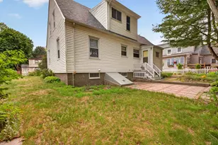414 Archer St, Fall River, MA 02720 - Photo 3
