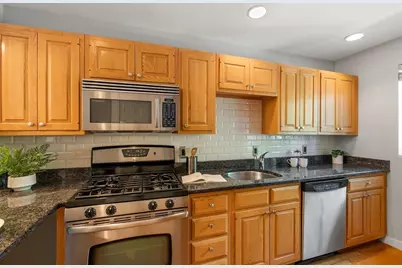 20 Ship Ave #14, Medford, MA 02155 - Photo 13