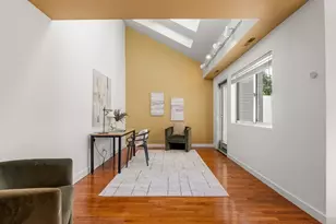 20 Ship Ave, Medford, MA 02155 - Photo 17