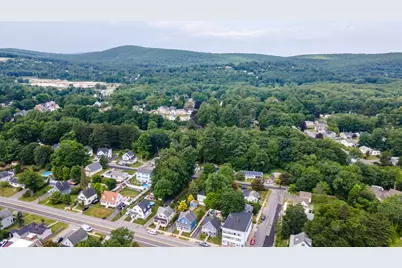 176 Hall St, Leominster, MA 01453 - Photo 9