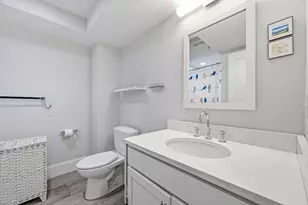 192 Raymond St, Cambridge, MA 02140 - Photo 19