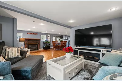 19 Elsie St, Everett, MA 02149 - Photo 5