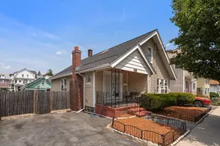 19 Elsie St, Everett, MA 02149 - Photo 1