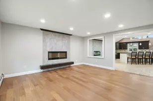 4 Raymond Cir, Peabody, MA 01960 - Photo 15