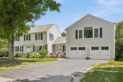 67 Surrey Dr, North Andover, MA 01845 - Photo 3