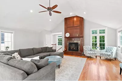 67 Surrey Dr, North Andover, MA 01845 - Photo 15
