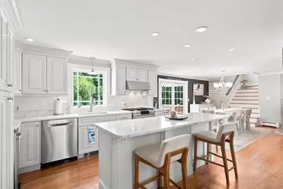 67 Surrey Dr, North Andover, MA 01845 - Photo 9