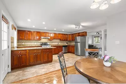 104 Crescent #1, Waltham, MA 02453 - Photo 7