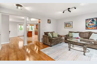 104 Crescent #1, Waltham, MA 02453 - Photo 5