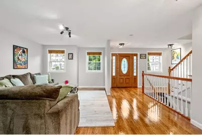 104 Crescent #1, Waltham, MA 02453 - Photo 3