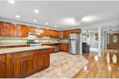 104 Crescent #1, Waltham, MA 02453 - Photo 9