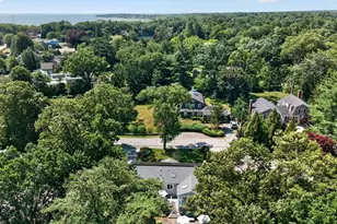 7 Vine St, Marion, MA 02738 - Photo 37