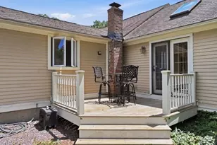 6 Maria Ave, Auburn, MA 01501 - Photo 9