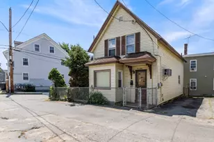 4 L St, Lowell, MA 01850 - Photo 3