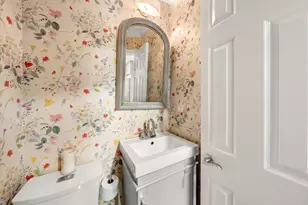 34 Lawrence, Boston, MA 02116 - Photo 9