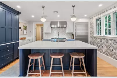 191 Adams St, Milton, MA 02186 - Photo 9
