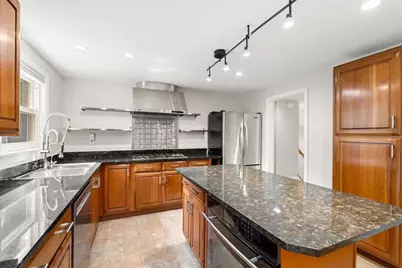 15 Crestwood Drive, Framingham, MA 01701 - Photo 7