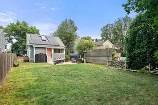 22 Bradford Rd, Milton, MA 02186 - Photo 21