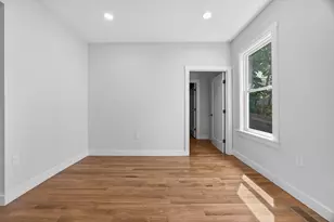 21 Hutchinson St, Winthrop, MA 02152 - Photo 9