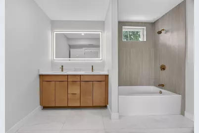 21 Hutchinson Street, Winthrop, MA 02152 - Photo 17