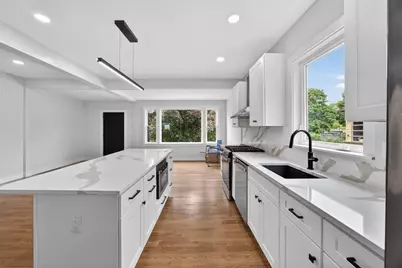 21 Hutchinson Street, Winthrop, MA 02152 - Photo 7