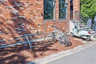 10 Roberts, Somerville, MA 02145 - Photo 3