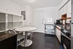 10 Roberts, Somerville, MA 02145 - Photo 13