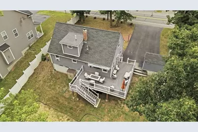 1582 Varnum Ave, Lowell, MA 01854 - Photo 27