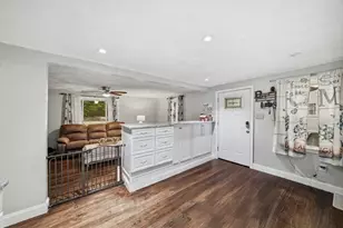 1582 Varnum Ave, Lowell, MA 01854 - Photo 13