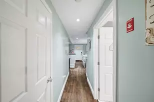 1582 Varnum Ave, Lowell, MA 01854 - Photo 17