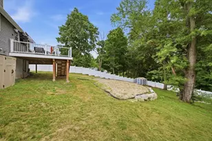 1582 Varnum Ave, Lowell, MA 01854 - Photo 9