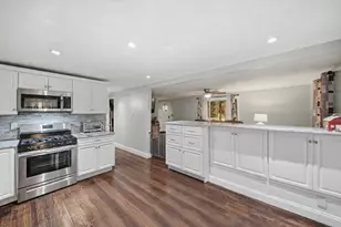 1582 Varnum Ave, Lowell, MA 01854 - Photo 11