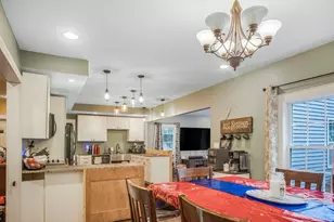 475 Somers, East Longmeadow, MA 01028 - Photo 7