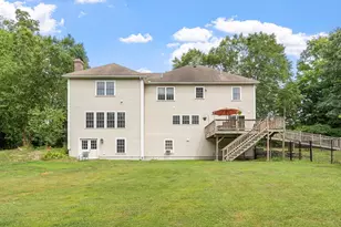 18 Lawrence St, Pepperell, MA 01463 - Photo 5