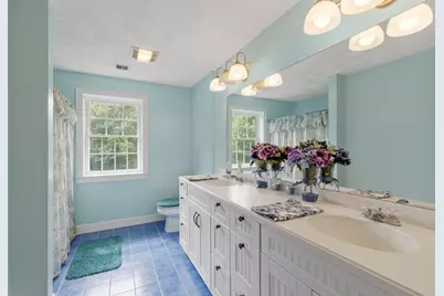 18 Lawrence St, Pepperell, MA 01463 - Photo 29