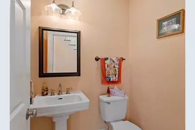 18 Lawrence St, Pepperell, MA 01463 - Photo 19