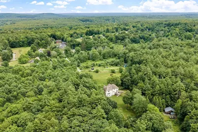18 Lawrence St, Pepperell, MA 01463 - Photo 31