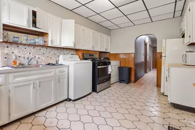 592 E 3rd Street #3, Boston, MA 02127 - Photo 5